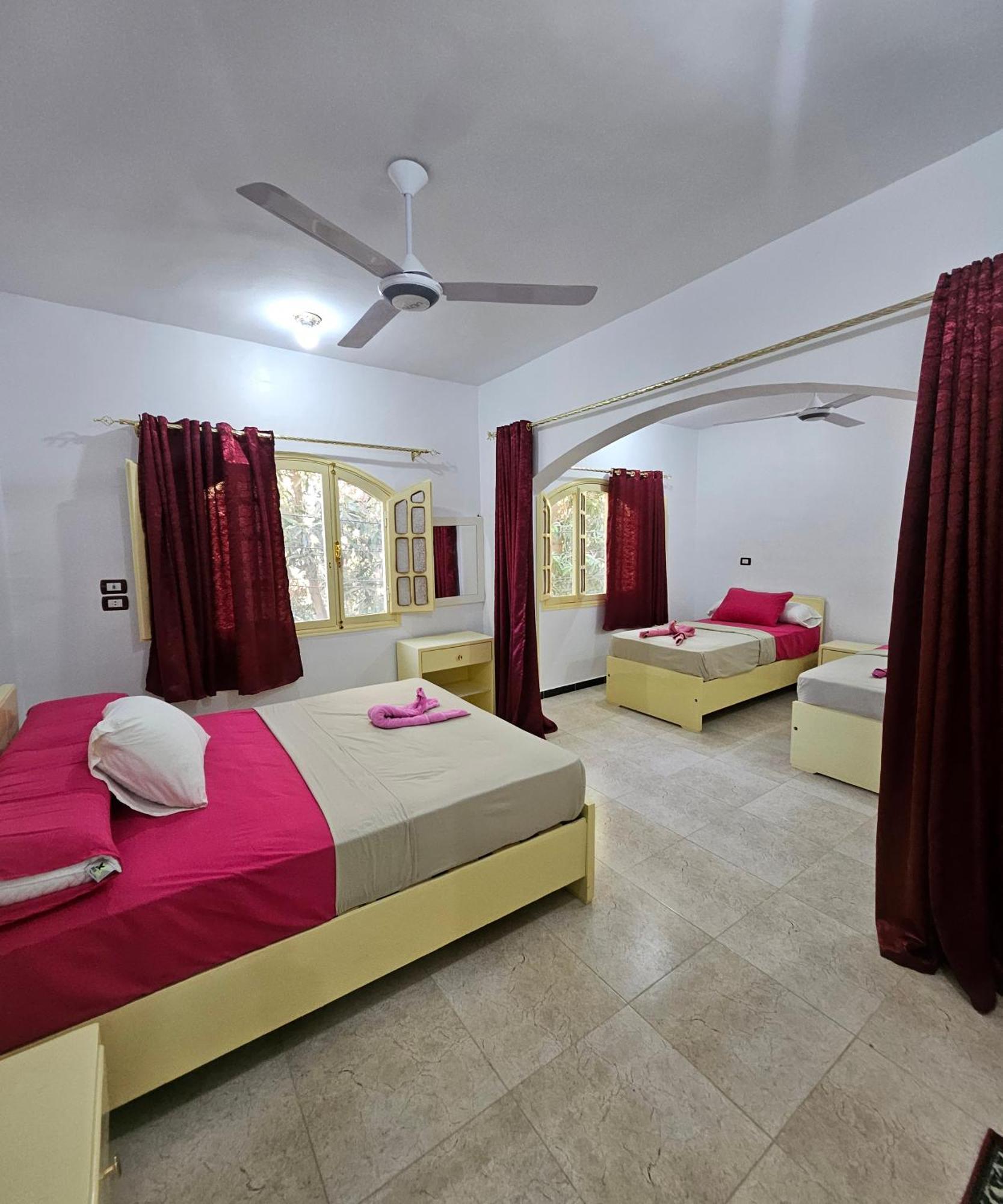 Abu Guest House Assuan Esterno foto